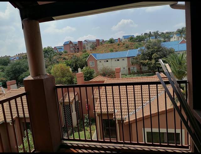 1 bed property to rent in WINCHESTER HILLS